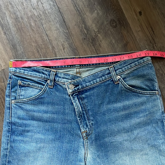 7 For All Mankind Criss Cross Waist Denim Ankle Tapered Jeans Size 32 - Picture 11 of 12